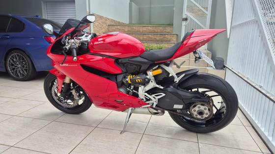 DUCATI SUPERBIKE 1199 PANIGALE 